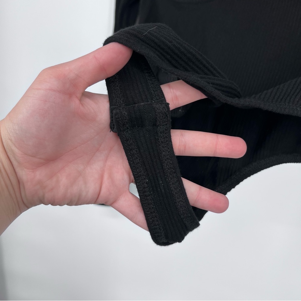 Lulu’s Black Ribbed Keep Your Attention Long Sleeve Sweetheart Bodysuit - Picture 6 of 6